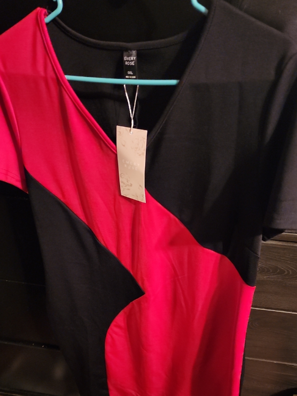 Emery Rose Black & Red Colorblock Dress